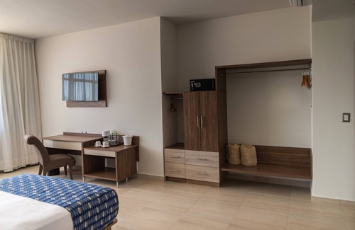 Zona Dorada Hotel | Ocean View Beach Hotel