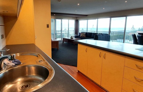 Scarborough Apartment | Ocean View - Breath taking Views