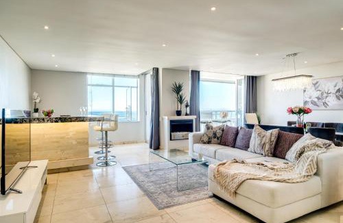 Camps Bay Apartment | Ocean View Camps Bay 3bed Apt Beach Vistas