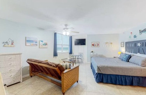 Lenox Park Condo | Ocean View Condo. Pool is OPEN!