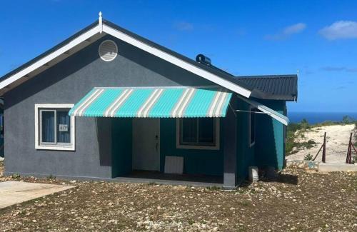 Rhyne Park Village House | Ocean View Cottage - Montego Bay