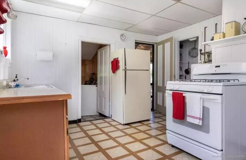 Peaks Island Cottage | Ocean View Cottage on Peaks Island STHR005511-2023