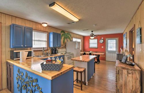 Crystal Beach House | Ocean View, Deck Colorful Crystal Beach Home!