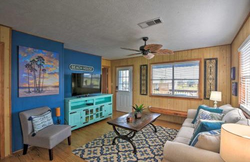 Crystal Beach House | Ocean View, Deck Colorful Crystal Beach Home!