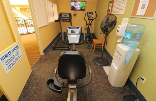 Northeast Virginia Beach Apartment | Ocean view, easy to boardwalk, beach, restaurants, music venues. Free rideshare.