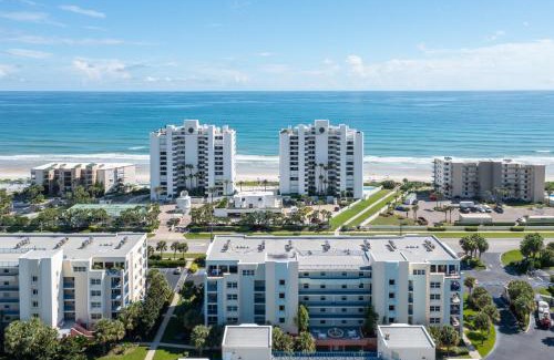 New Smyrna Beach Apartment | Ocean View Family Penthouse