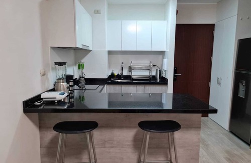 Barranco Apartment | Ocean-view Fresh Equipped Apartment by SweetHome