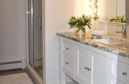 Nahant Apartment | Ocean View Guest Room Close to Boston Logan Airport & Salem