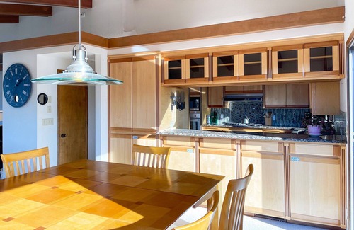 Agate Beach House | Ocean View Home in Newport! Short Walk to Sandy Beach!