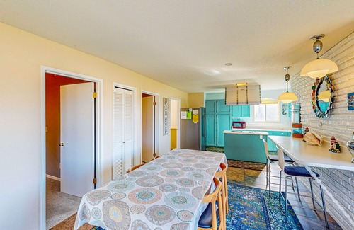 Agate Beach House | Ocean-view home - private hot tub, outdoor shower, dog-friendly - walk to beach