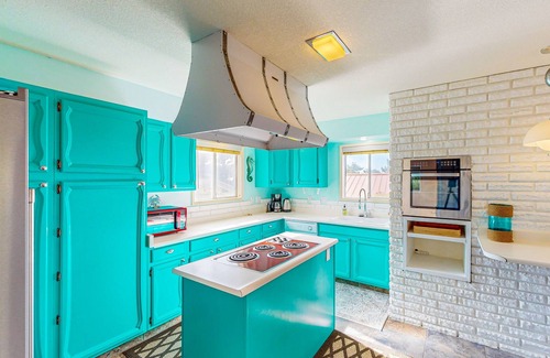 Agate Beach House | Ocean-view home - private hot tub, outdoor shower, dog-friendly - walk to beach
