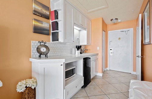 Fort Pierce Hotel | Ocean View Hotel Room with Balcony- 2 Full Beds #24
