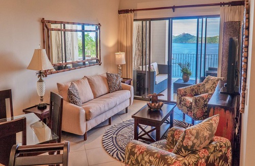 Playa Flamingo Condo | Ocean View Luxury Condo at Flamingo Towers