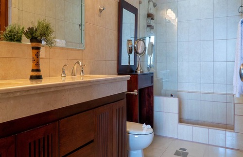 Playa Flamingo Condo | Ocean View Luxury Condo at Flamingo Towers