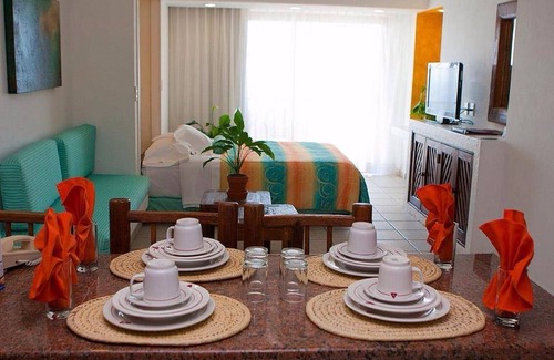 Las Glorias Resort | Ocean View of Banderas Bay - Buganvilias Resort Resort Vacation Club - 4 Adults