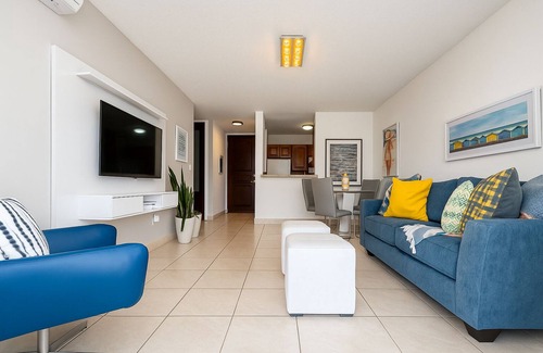 Isla Verde Apartment | Ocean View/One bedroom Apt Across the Street from the San Juan Hotel