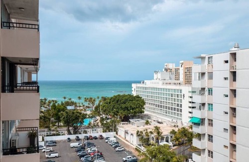 Isla Verde Apartment | Ocean View/One bedroom Apt Across the Street from the San Juan Hotel