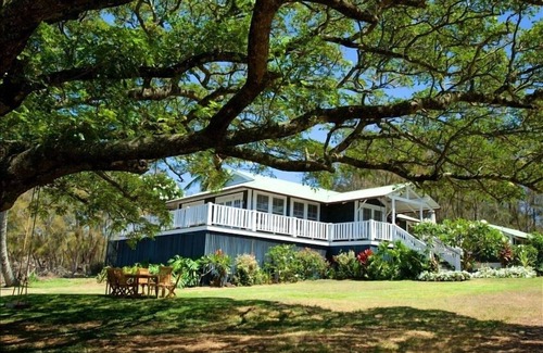 Hawi House | Ocean View Plantation Era Home Featured in Sunset Magazine