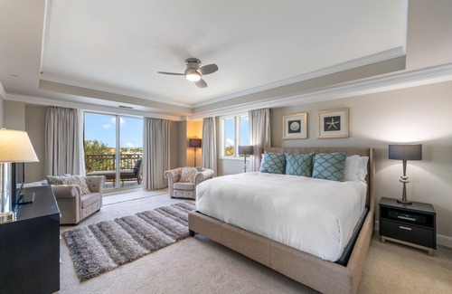 Seven Mile Beach Condo | Ocean View Residence 608 Located at The Ritz-carlton by Redawning