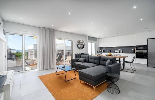 Conceicao e Cabanas de Tavira Apartment | Ocean View Rooftop Paradise, Tavira