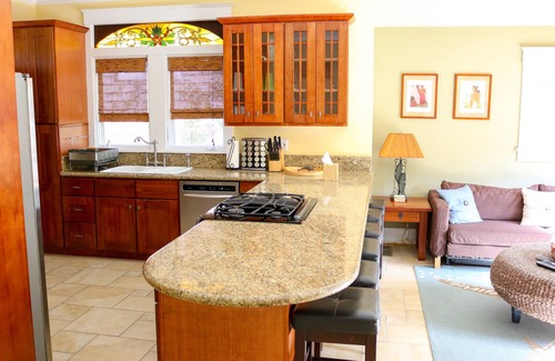 Eastside Santa Cruz House | Ocean View ~ Steps to the Beach ~ Family Ohana friendly