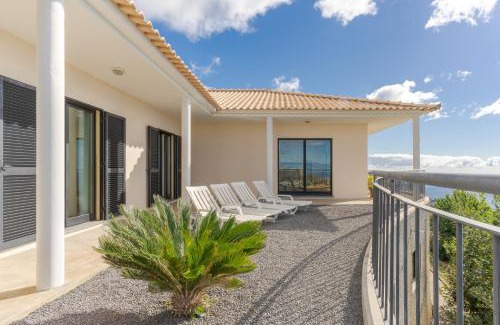 Tabua House | Ocean View Tabua by HR Madeira