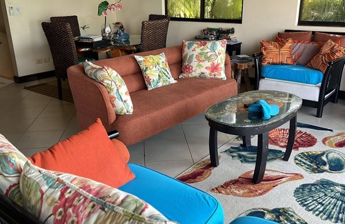 Dominicalito House | Ocean view Villa - pool /sleeps 6 /Wifi /Pack n Play