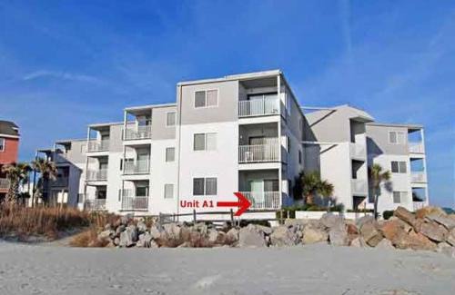 North Myrtle Beach House | Ocean View Villas- First Floor Ocean Front Condo