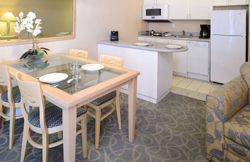 Capistrano Beach Condo | Ocean view with bbq equipped balcony 1-bedroom condo with AC, in Dana Point