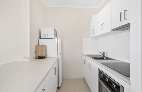 Airlie Beach Apartment | Ocean views 27