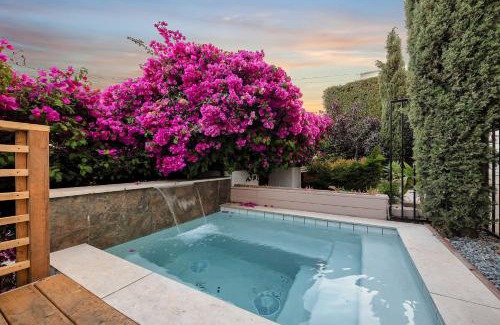 Middletown House | Ocean Views and City Oasis House