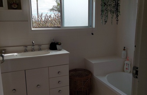 Lake Cathie House | Ocean views and sunset mountain views