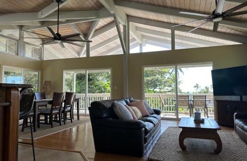 Waialee Villa | Ocean views, indoor and outdoor brilliance!