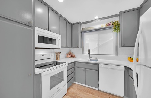 Dana Point Condo | Ocean Views of The Strands Beach! Restaurants! Fireplace! - Seaside Escape