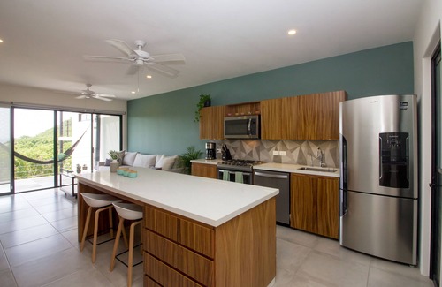 P Chahue Condo | Ocean Views with Rooftop Terrace & Private Plunge Pool