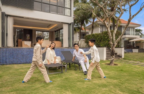Ngu Hanh Son Villa | Ocean Villa Da Nang 4BR 5 Beds, Private Pool and Kitchen