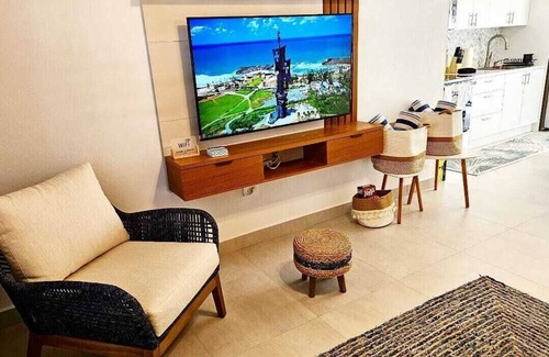 Vilomar Apartment | Ocean Villa - Renovated Condo by the Beach!