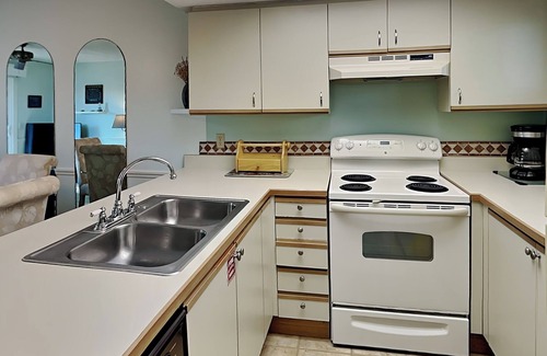 Butler Beach Condo | Ocean Village Club N33