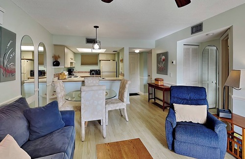 Butler Beach Condo | Ocean Village Club N33