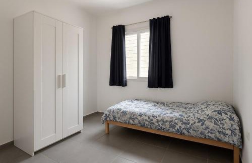 Old North Apartment | Ocean Walk TLV