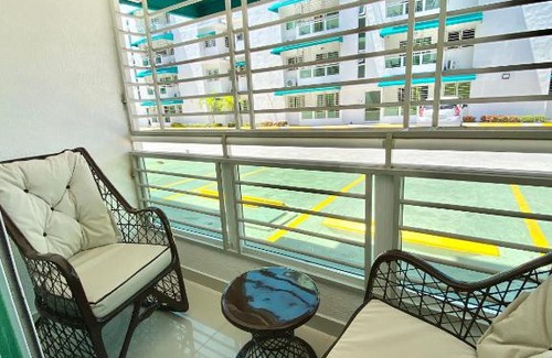 Ensanche Isabelita Apartment | Ocean wave ground floor