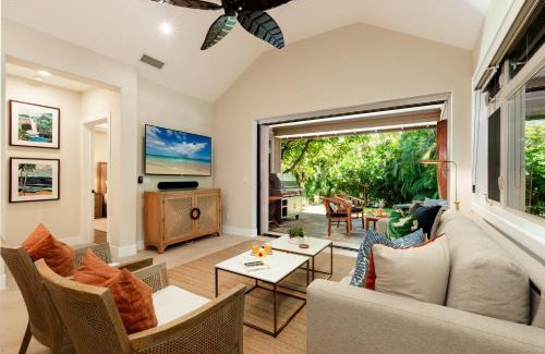 Kamuela House | OCEAN WAVE Lovely 3BR KaMilo Home Walking Distance to Beach