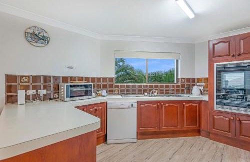 North Creek Villa | Ocean Waves