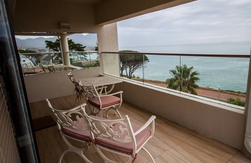Mountainside House | Oceana Palms Luxury Guest House