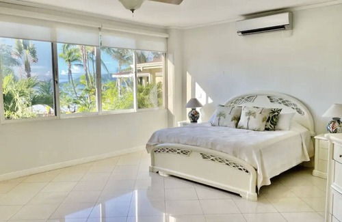 Tambor Villa | Oceanfront Villa & Pool