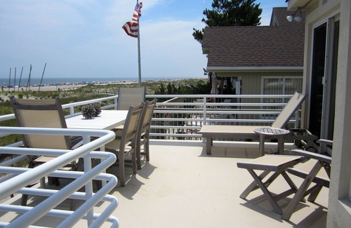 South End House | Oceanfront 12 Bedroom 8 Bathroom Amazing Home