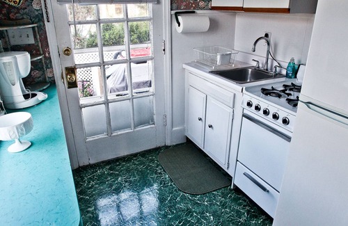Ocean Grove House | OCEANFRONT 1ST FL STUDIO 2200 WKLY OCEAN VIEWS July and August dates available