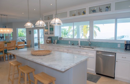 Lower Matecumbe Key House | Oceanfront 3 bedroom with dock