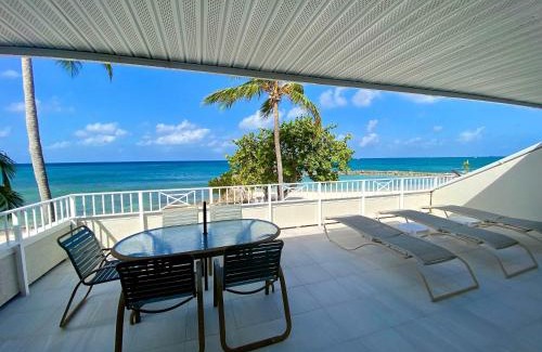 Seven Mile Beach House | Oceanfront 3-BR Condo with Large Beachfront Terrace