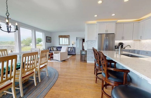 Mid-Coast and Islands House | Oceanfront 4 bed, 3 bath colonial beach home, right on Casco Bay!
